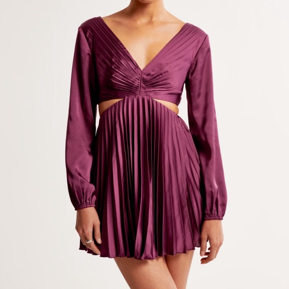 The A&F Giselle Pleated Cutout Mini Dress - Picture 1 of 3